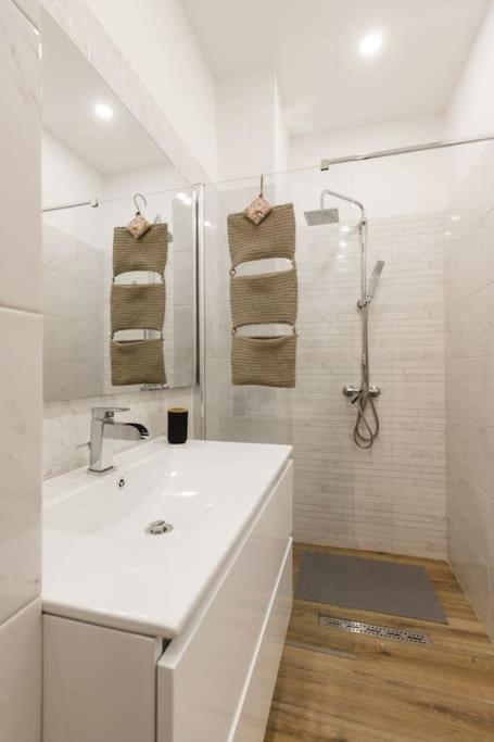 Joy City Stay Piatra Craiului 8 Timişoara Buitenkant foto